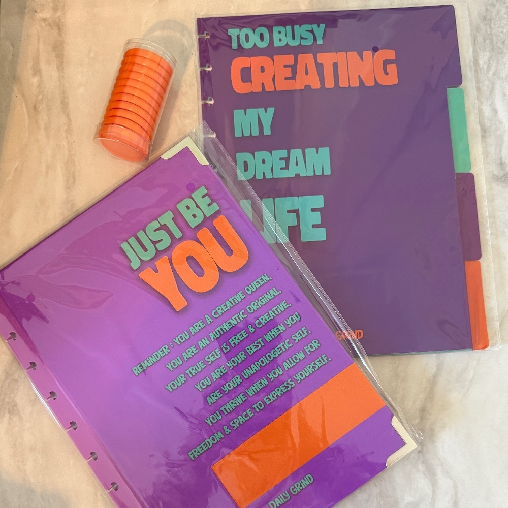 Daily Grind Planner Cover and Dividers Bundle Brand New: Creative Queen